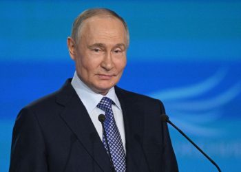 After Putin calls for three-day ceasefire, Trump reiterates demand for permanent Ukraine truce