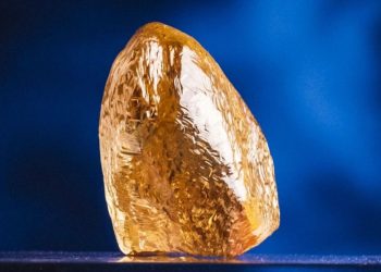 Rio Tinto Unveils 158.2 Carat Yellow Diamond, Plus Rare Auction and Tariff Tensions