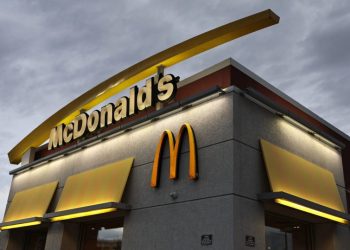 Consumers are not lovin’ it: McDonald’s has its worst quarter since 2020