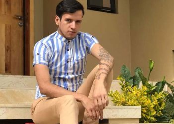 He left Venezuela for the US, dreaming of a career in cosmetics. He was deported to a Salvadoran prison
