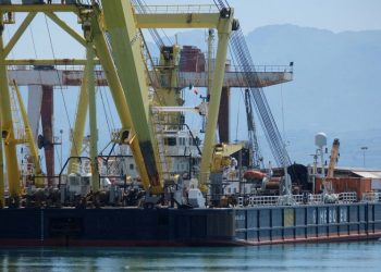 Diver dies in preliminary operations to recover tech tycoon’s sunken superyacht