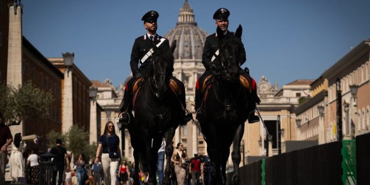 Vatican to deactivate mobile phone signal ahead of secret meeting to elect new pope