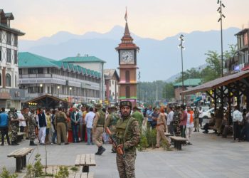 US urges restraint as Kashmir massacre tensions put India and Pakistan on edge