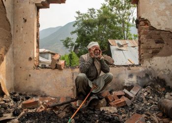 Divided by a border, united by fear: Kashmiris pick up the pieces after India-Pakistan step back from the brink