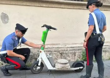 German tourist carrying ancient Roman artifact on e-scooter chased by Italian police