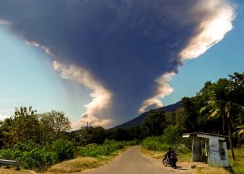 Eruption of Indonesia’s Mount Lewotobi Laki Laki volcano sends ash 11 miles high