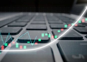 Tech Weekly: Cloud Providers, Tech Stocks Outperform as Earnings Season Rolls On